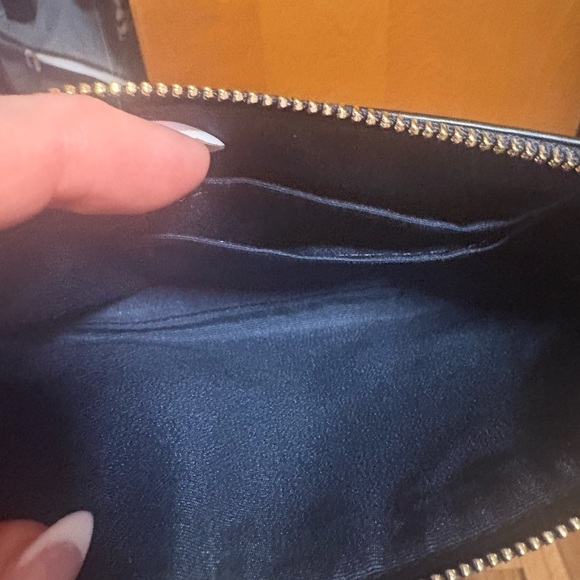 NWT Coach Floral Black Wristlet - Picture 6 of 7